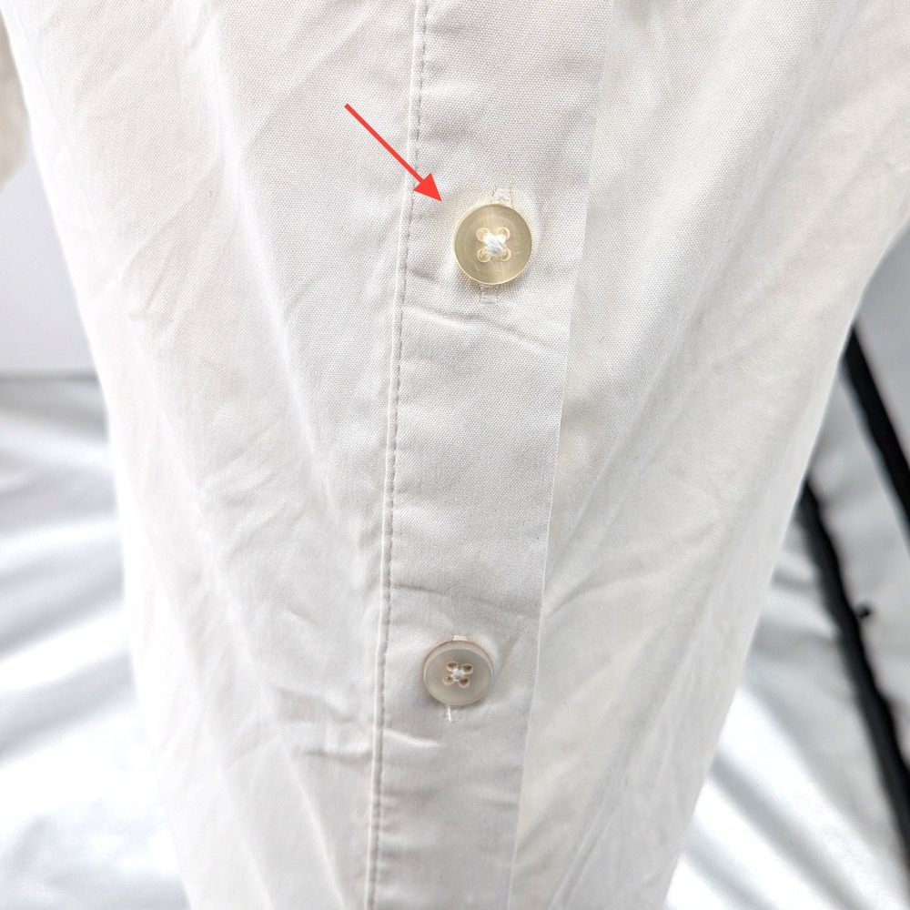 Chico's White Button Front Blouse Lace Sleeve Boho Romantic Lightweight Size 2 - Picture 7 of 10